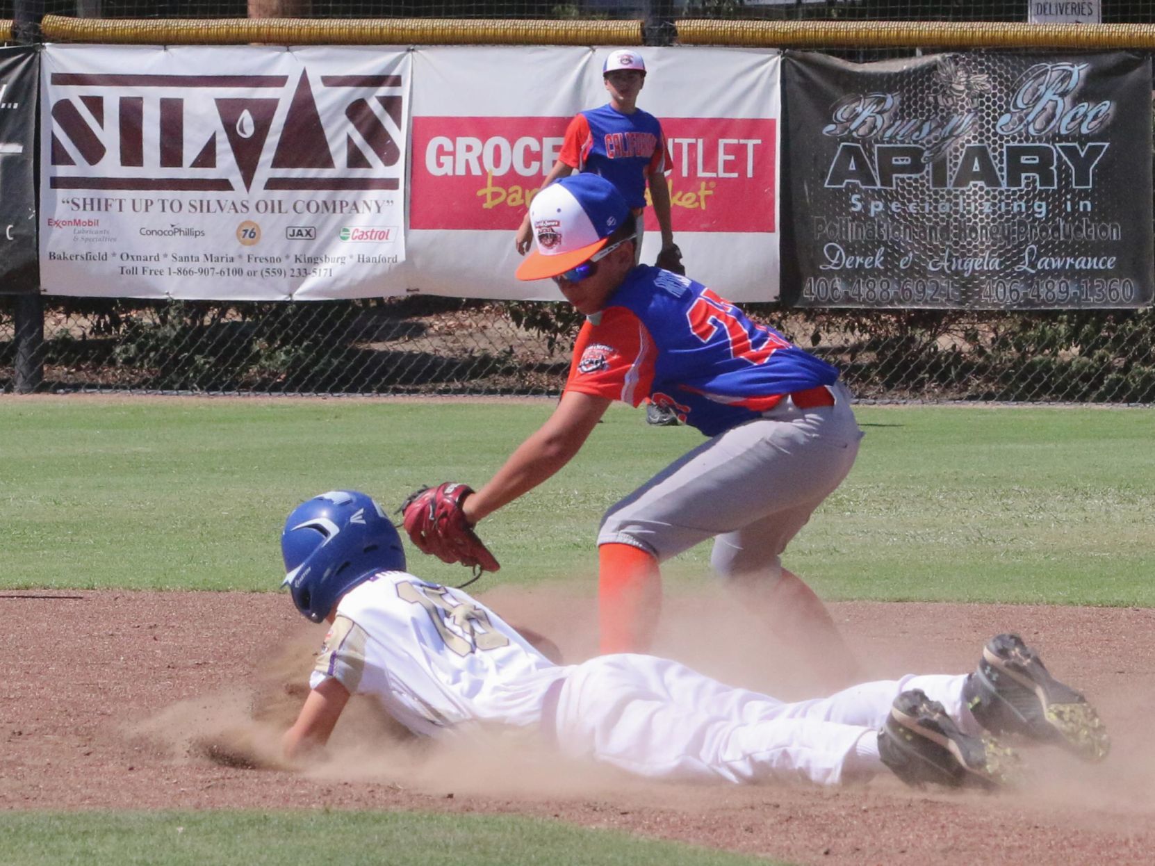 Contagious hitting, errors lifts Central California in World Series opener